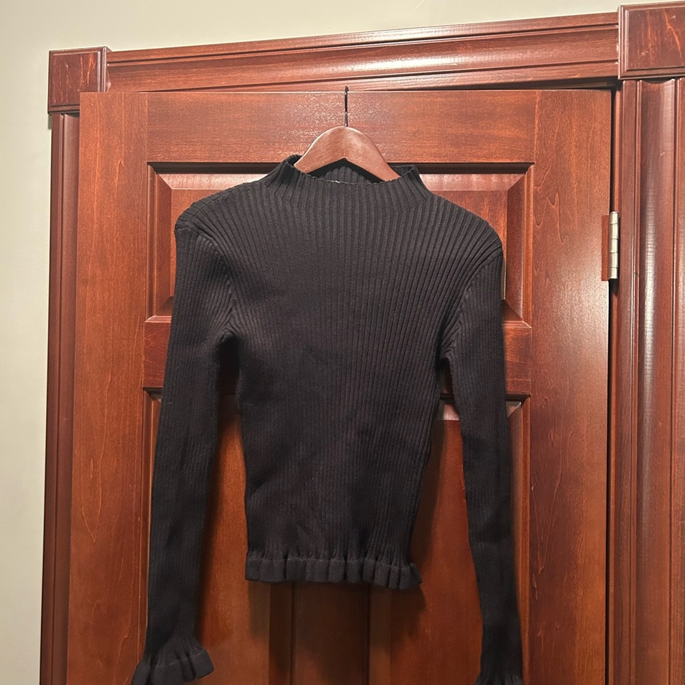 The‎ workshop Black Ribbed Long Sleeve Sweater NWOT size L